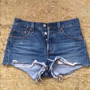 Levi’s 501 Short in Indigo Avenue